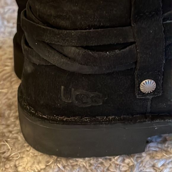Ugg suide ankle boots size 8 - Picture 5 of 10